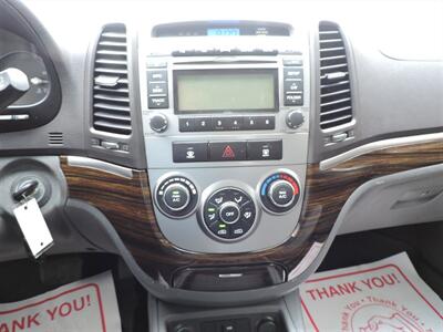 2011 Hyundai SANTA FE SE   - Photo 17 - Lexington, NE 68850