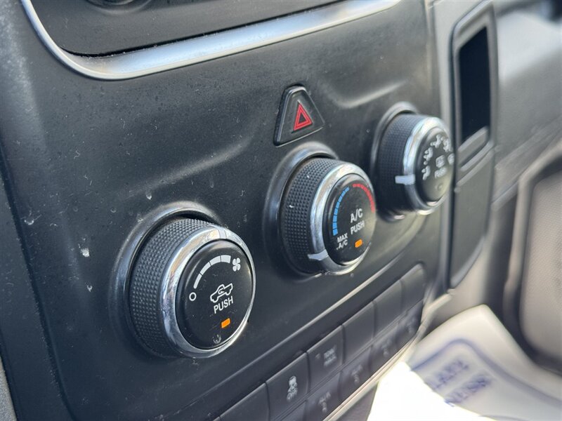 2017 RAM 2500 Tradesman - Photo 16 - Lexington, NE 68850
