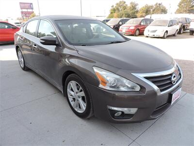 2015 Nissan Altima 2.5 S   - Photo 4 - Lexington, NE 68850