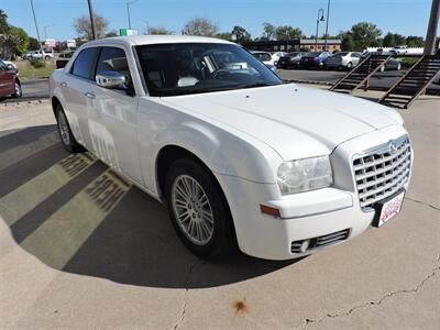 2010 Chrysler 300 Series Touring - Photo 4 - Lexington, NE 68850