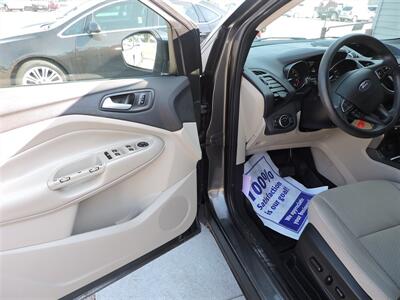 2017 Ford Escape SE   - Photo 15 - Lexington, NE 68850