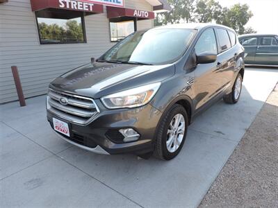 2017 Ford Escape SE   - Photo 2 - Lexington, NE 68850