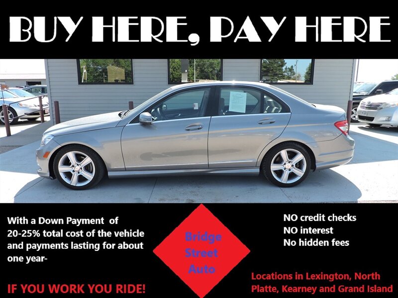 2011 Mercedes-Benz C 300 Luxury - Photo 1 - Lexington, NE 68850