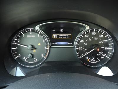 2017 Nissan Altima 2.5   - Photo 16 - Lexington, NE 68850