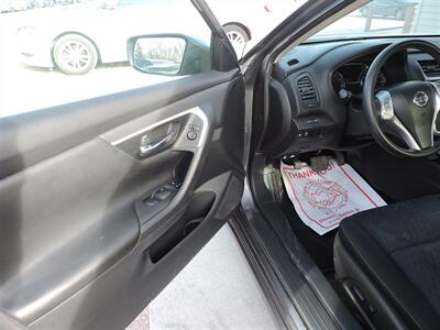 2017 Nissan Altima 2.5   - Photo 15 - Lexington, NE 68850