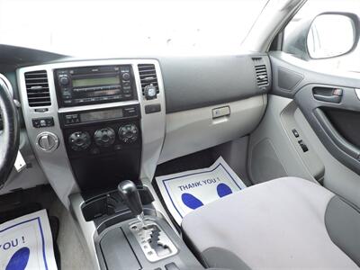 2006 Toyota 4Runner SR5   - Photo 13 - Lexington, NE 68850