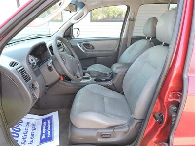 2006 Ford Escape XLT   - Photo 9 - Lexington, NE 68850