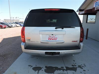 2011 GMC Yukon SLT   - Photo 6 - Grand Island, NE 68801