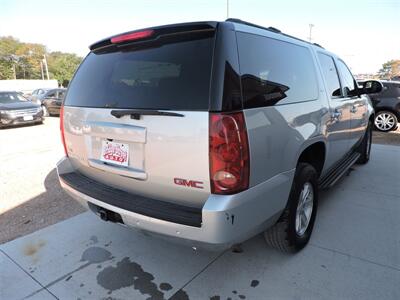 2011 GMC Yukon SLT   - Photo 5 - Grand Island, NE 68801