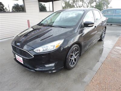 2016 Ford Focus SE   - Photo 2 - Lexington, NE 68850