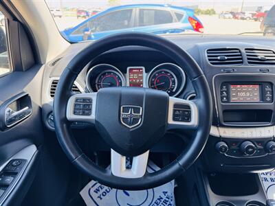 2017 Dodge Journey SXT - Photo 11 - Lexington, NE 68850