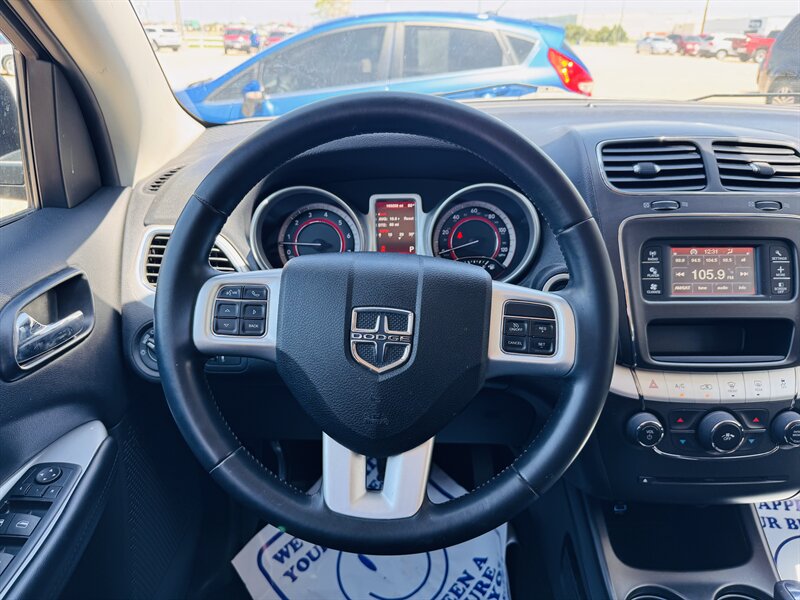2017 Dodge Journey SXT - Photo 11 - Lexington, NE 68850