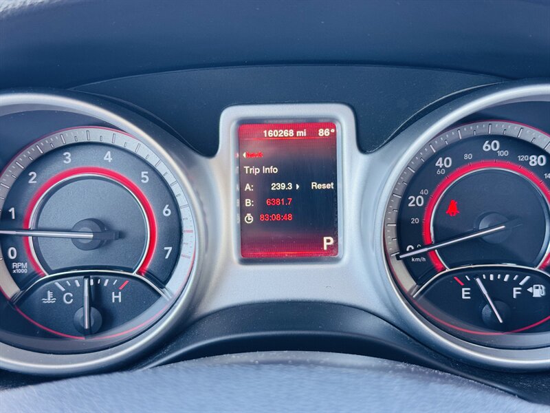 2017 Dodge Journey SXT - Photo 13 - Lexington, NE 68850