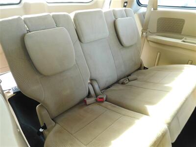 2014 Dodge Grand Caravan SXT - Photo 14 - Lexington, NE 68850