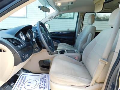 2014 Dodge Grand Caravan SXT - Photo 9 - Lexington, NE 68850