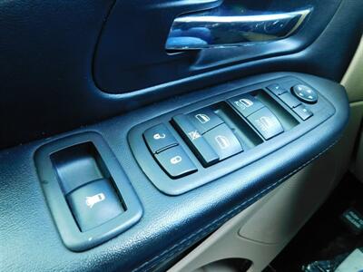 2014 Dodge Grand Caravan SXT - Photo 20 - Lexington, NE 68850