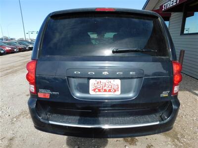 2014 Dodge Grand Caravan SXT - Photo 6 - Lexington, NE 68850