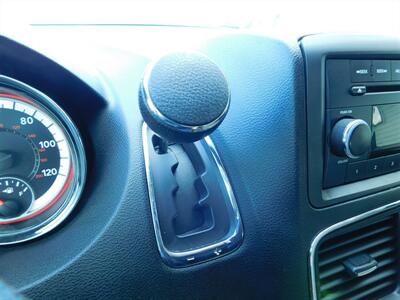 2014 Dodge Grand Caravan SXT - Photo 25 - Lexington, NE 68850