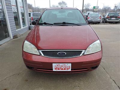 2005 Ford Focus ZX4 S   - Photo 3 - Grand Island, NE 68801