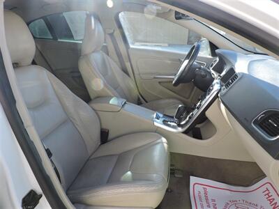 2012 Volvo S60 T5   - Photo 10 - Kearney, NE 68847