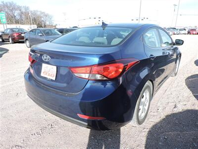 2015 Hyundai ELANTRA SE   - Photo 5 - Lexington, NE 68850