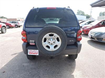 2004 Jeep Liberty Sport   - Photo 6 - North Platte, NE 69101