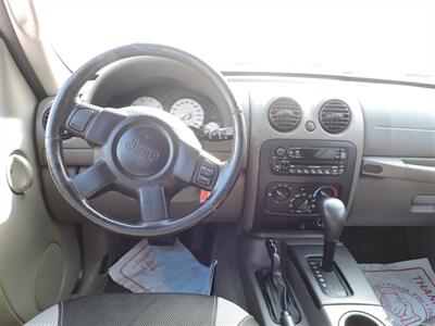 2004 Jeep Liberty Sport   - Photo 13 - North Platte, NE 69101