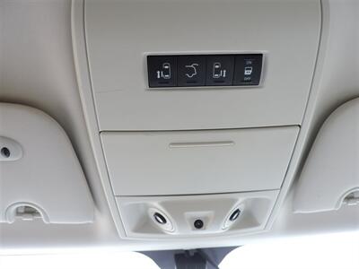 2010 Chrysler Town & Country Limited   - Photo 21 - Lexington, NE 68850