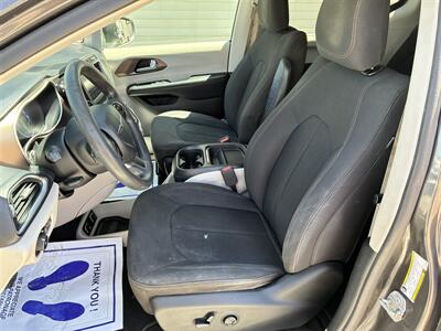 2018 Chrysler Pacifica Touring Plus   - Photo 7 - Lexington, NE 68850
