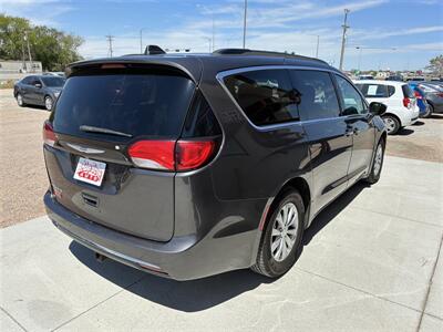 2018 Chrysler Pacifica Touring Plus   - Photo 4 - Lexington, NE 68850