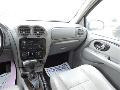 2007 Buick Rainier CXL   - Photo 11 - Grand Island, NE 68801