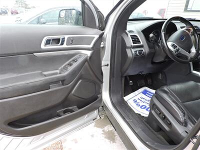 2012 Ford Explorer XLT   - Photo 17 - Lexington, NE 68850