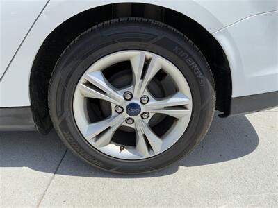 2014 Ford Focus SE   - Photo 6 - Lexington, NE 68850