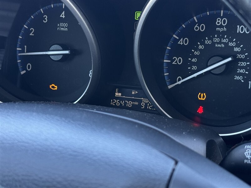 2012 Mazda Mazda3 i Touring - Photo 13 - Lexington, NE 68850