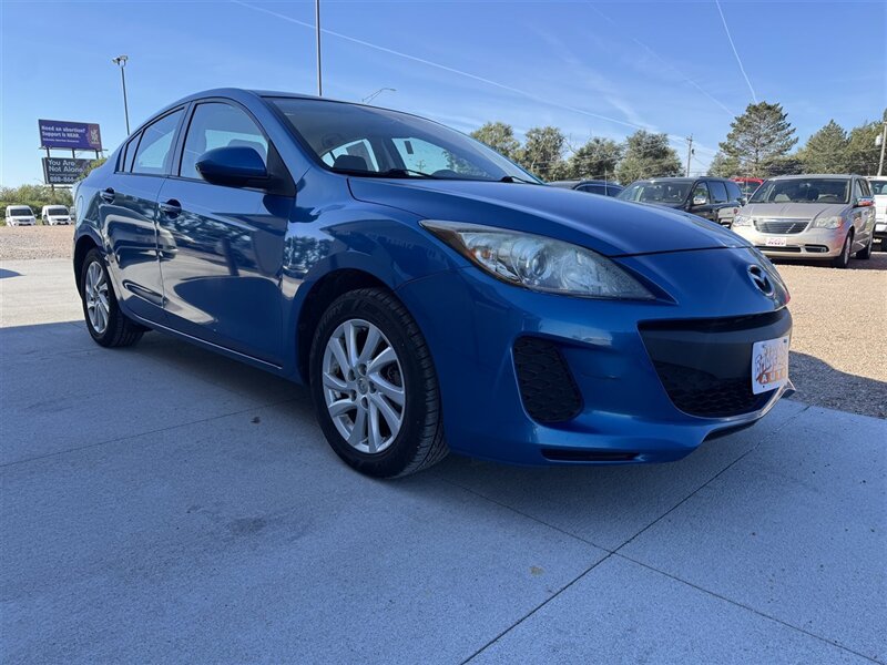 2012 Mazda Mazda3 i Touring - Photo 2 - Lexington, NE 68850