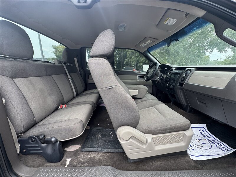 2010 Ford F-150 STX - Photo 8 - Grand Island, NE 68801