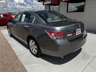 2010 Honda Accord EX-L V6 w/Navi - Photo 9 - Lexington, NE 68850