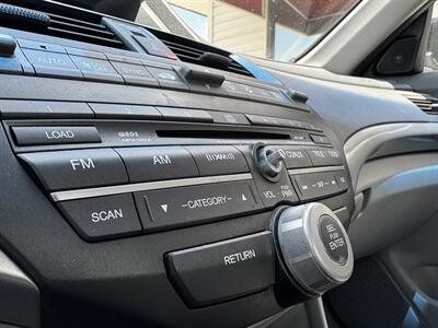 2010 Honda Accord EX-L V6 w/Navi - Photo 17 - Lexington, NE 68850