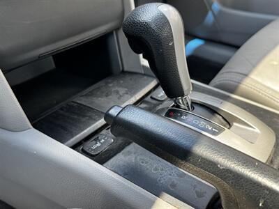 2010 Honda Accord EX-L V6 w/Navi - Photo 16 - Lexington, NE 68850