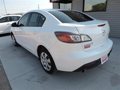 2013 Mazda Mazda3 i Sport   - Photo 7 - Lexington, NE 68850