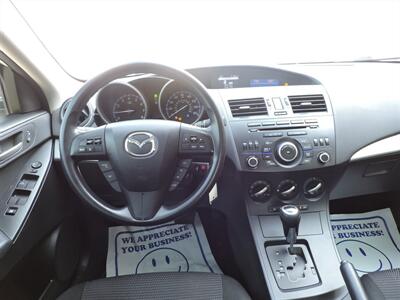 2013 Mazda Mazda3 i Sport   - Photo 10 - Lexington, NE 68850