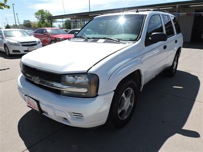 2007 Chevrolet Trailblazer LS - Photo 2 - Kearney, NE 68847