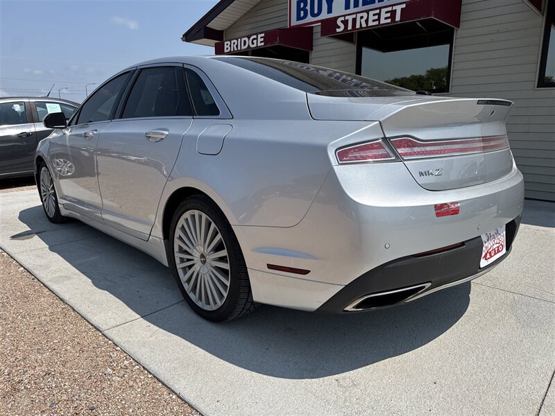 2017 Lincoln MKZ/Zephyr Reserve - Photo 8 - Lexington, NE 68850