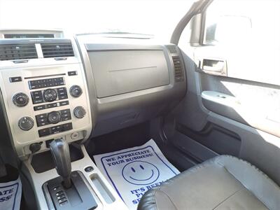 2011 Ford Escape XLT   - Photo 11 - Grand Island, NE 68801