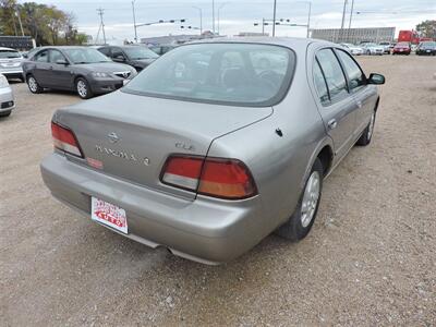 1999 Nissan Maxima SE   - Photo 5 - Lexington, NE 68850