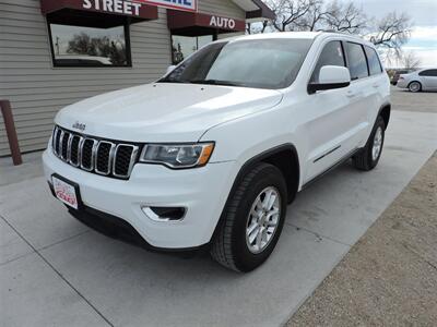 2020 Jeep Grand Cherokee Laredo   - Photo 2 - Lexington, NE 68850
