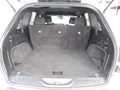 2020 Jeep Grand Cherokee Laredo   - Photo 12 - Lexington, NE 68850