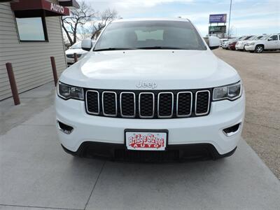 2020 Jeep Grand Cherokee Laredo   - Photo 3 - Lexington, NE 68850