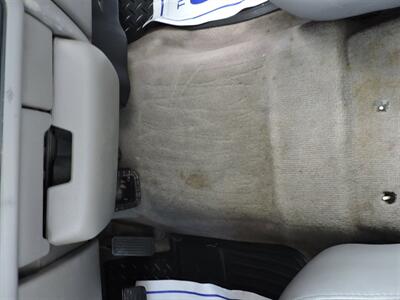 2005 GMC Sierra 1500 SLE   - Photo 18 - Lexington, NE 68850