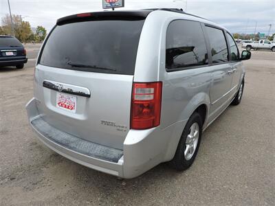 2012 Dodge Grand Caravan SXT   - Photo 5 - North Platte, NE 69101